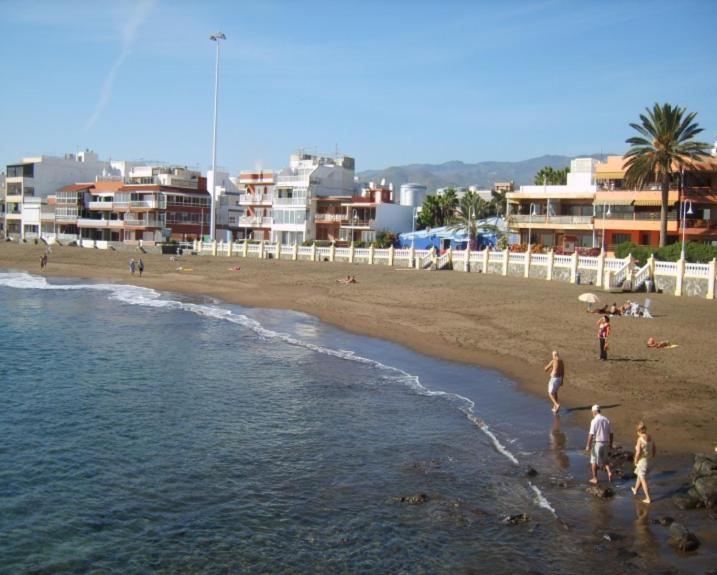 טלדה Front Line Beach With Fantastic Terrace. מראה חיצוני תמונה