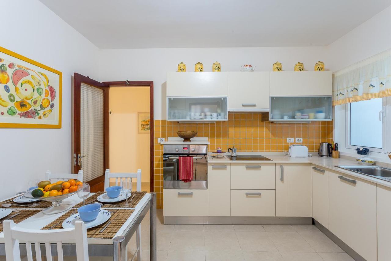 טלדה Front Line Beach With Fantastic Terrace. מראה חיצוני תמונה